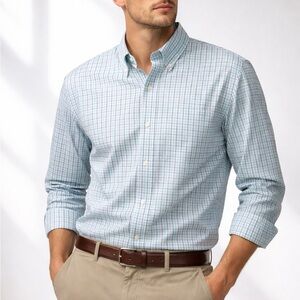 IZOD Men’s Button-Down Shirt – Size M